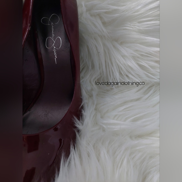 Dark burgundy  Classic Pump by Jessica Simpson in size 10 - Picture 1 of 9